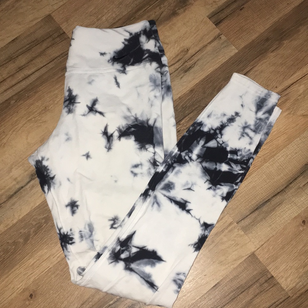 Tie dye Nike leggings